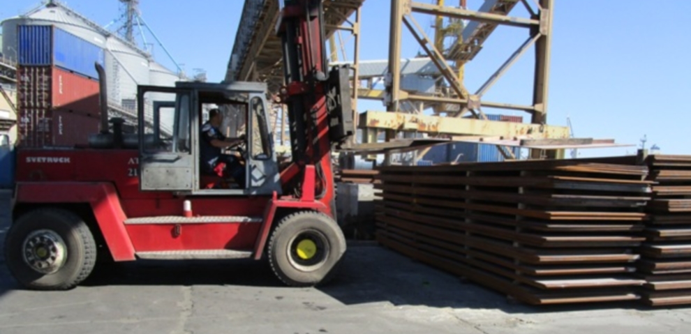 За дорученням зарубіжних партнерів компанія Мірланд організувала експортне відвантаження 1,152 тонн металопрокату з порту Одеса.